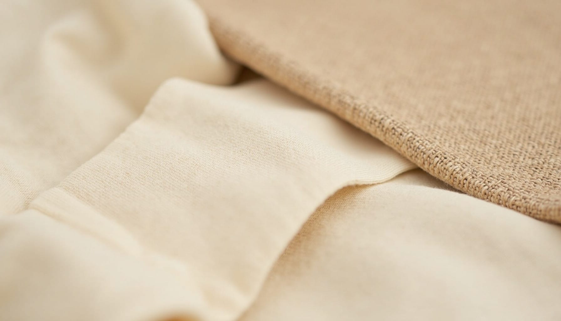 organic modern decor — warm minimal detail