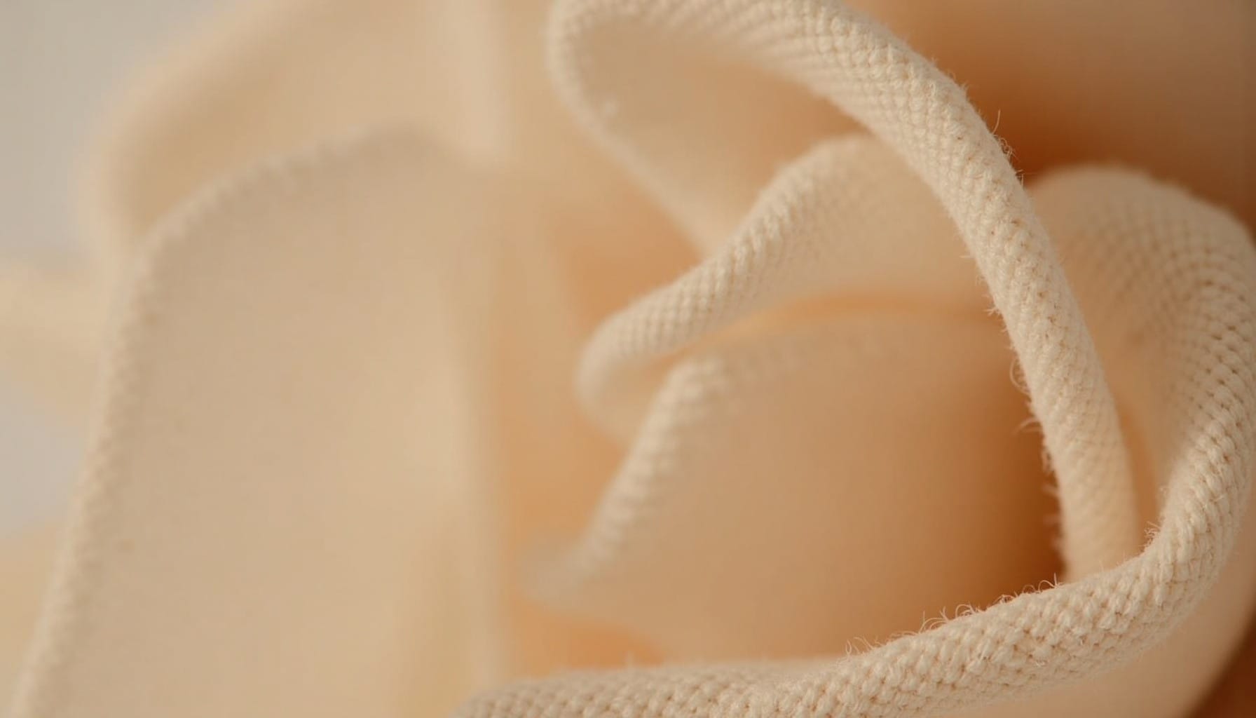 diy natural home decor ideas — warm minimal detail