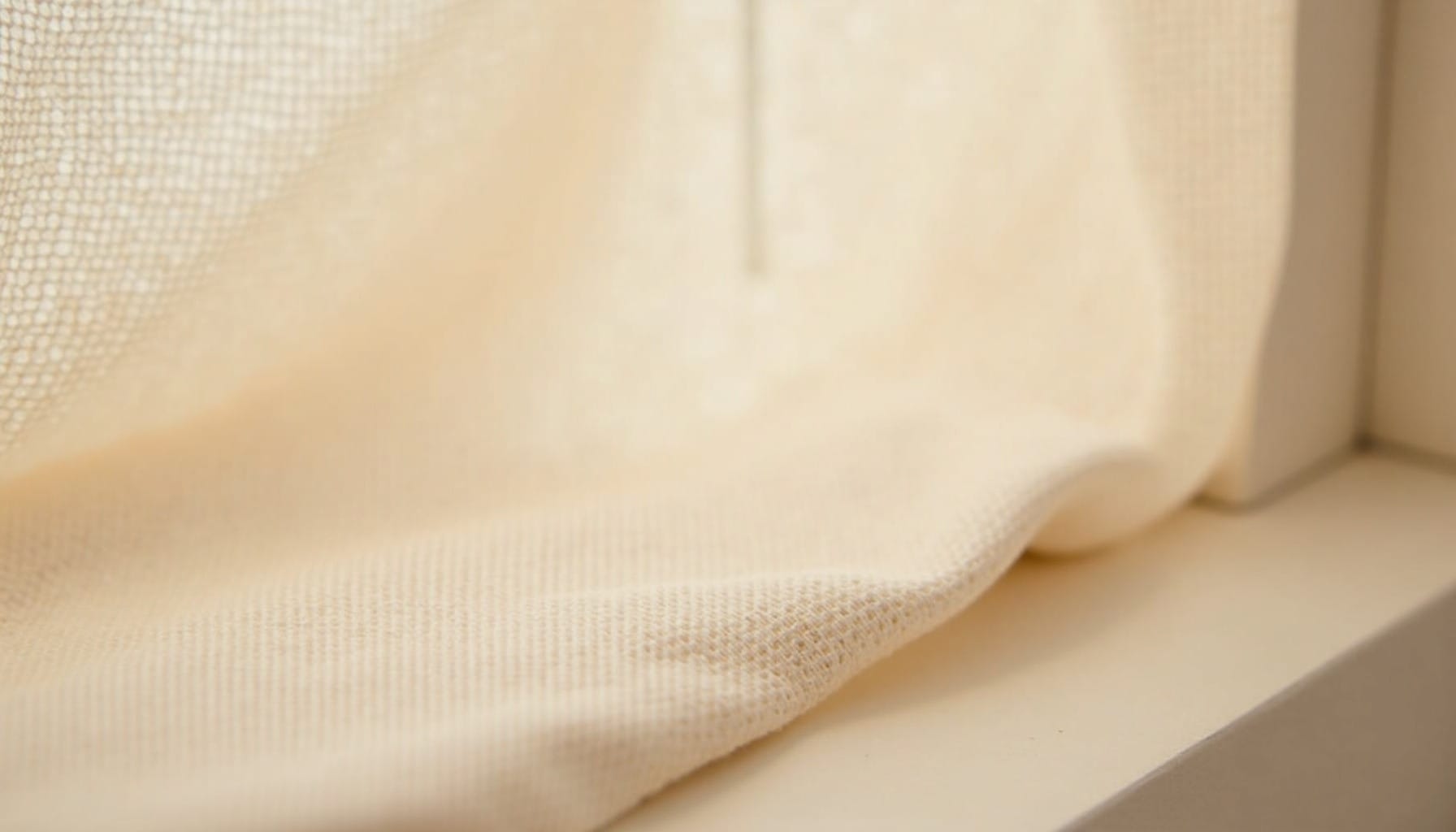 windowsill decor ideas — warm minimal detail