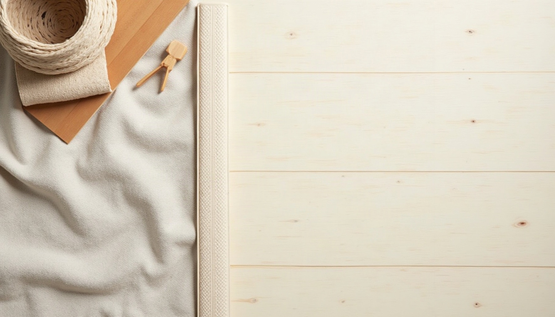 floor to wall trim, natural textures